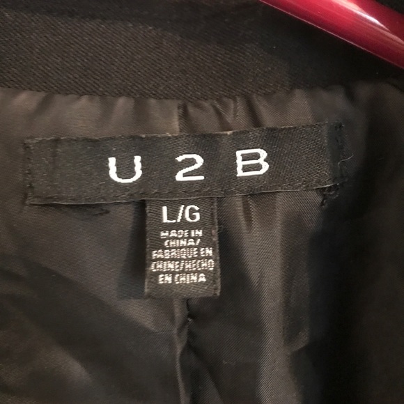 Gorgeous blazer - Picture 4 of 7